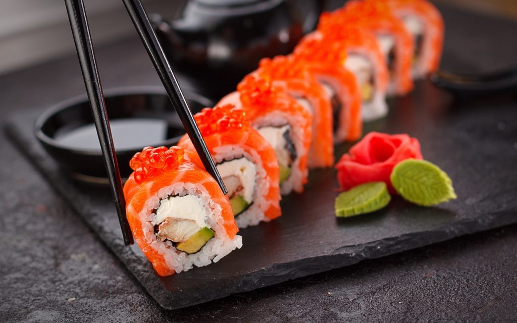 En Japón probarás el sushi de salmón más fresco!