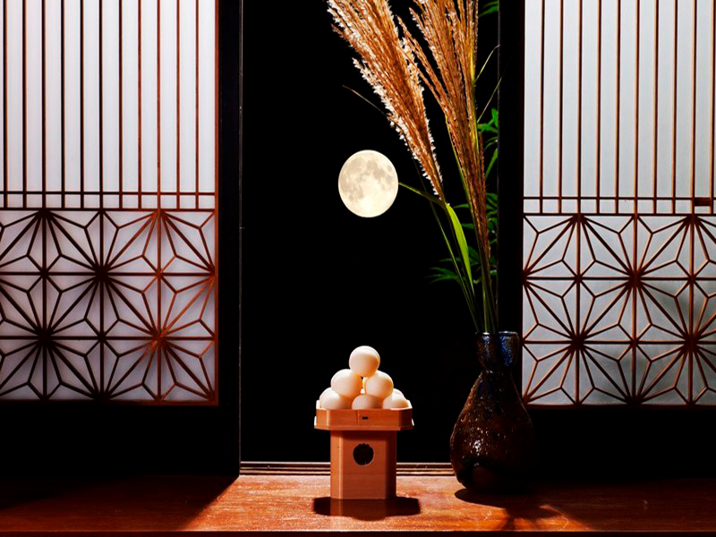 Take advantage of your trip to Japan in September to celebrate Tsukimi.
